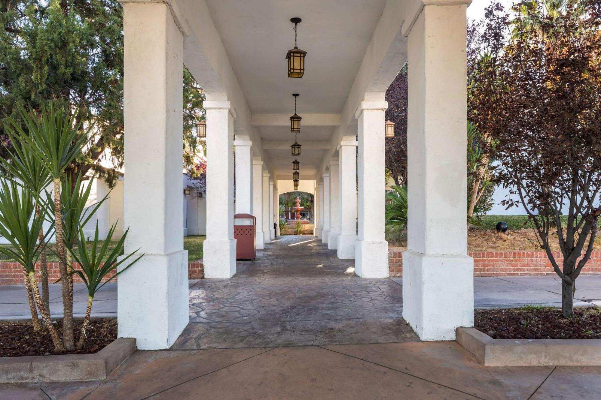 Quality Inn On Historic Route 66 Barstow Ngoại thất bức ảnh